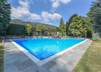 Villa for Sale in Erba